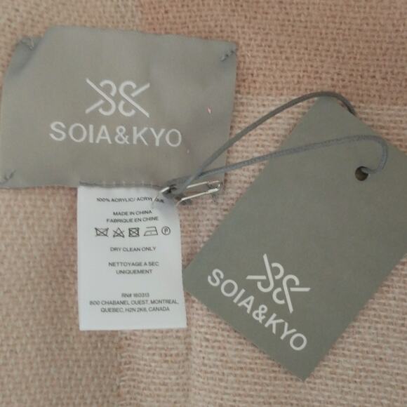 Soia & Kyo Scarf Wrap Women's One Size Cream Tan Soft Knit Color Block Fringed - Picture 3 of 9